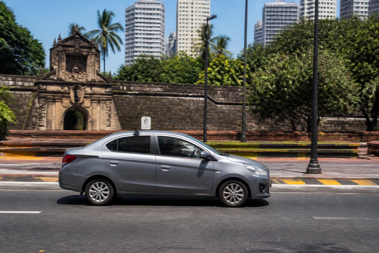 Alquiler de coches en Manila (Filipinas): guía práctica