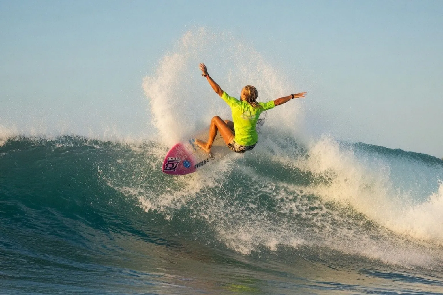 Análisis técnico del rendimiento español en el Mundial Junior de Surf 2026
