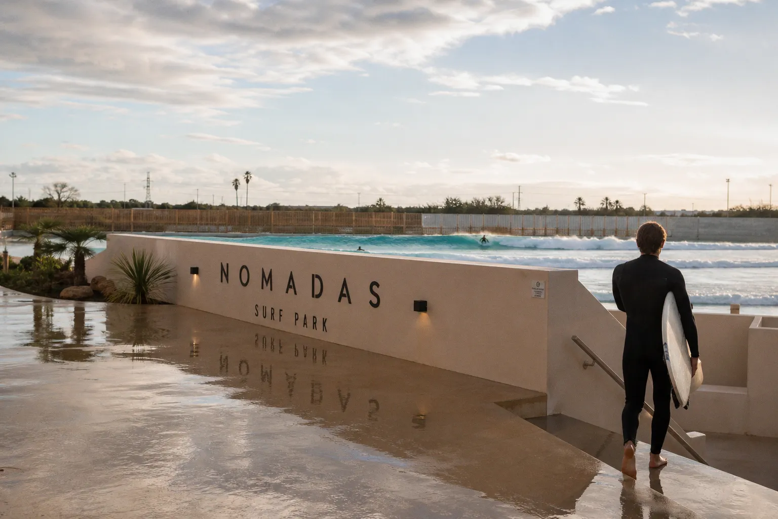 Nomadas Surf Park: la primera piscina de olas artificiales de Andalucía abre en El Puerto