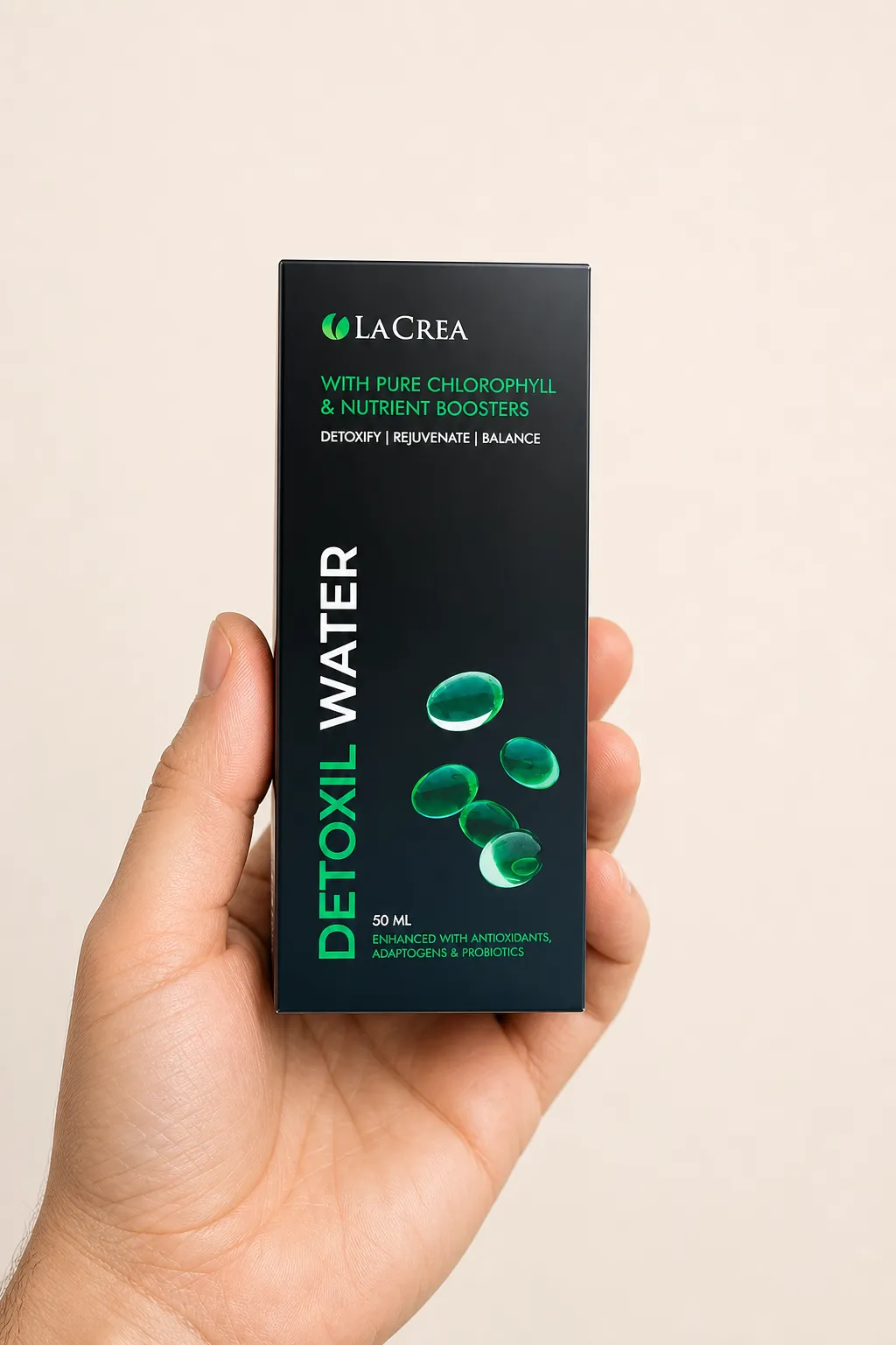 Detoxil water parasites — el envase en la mano