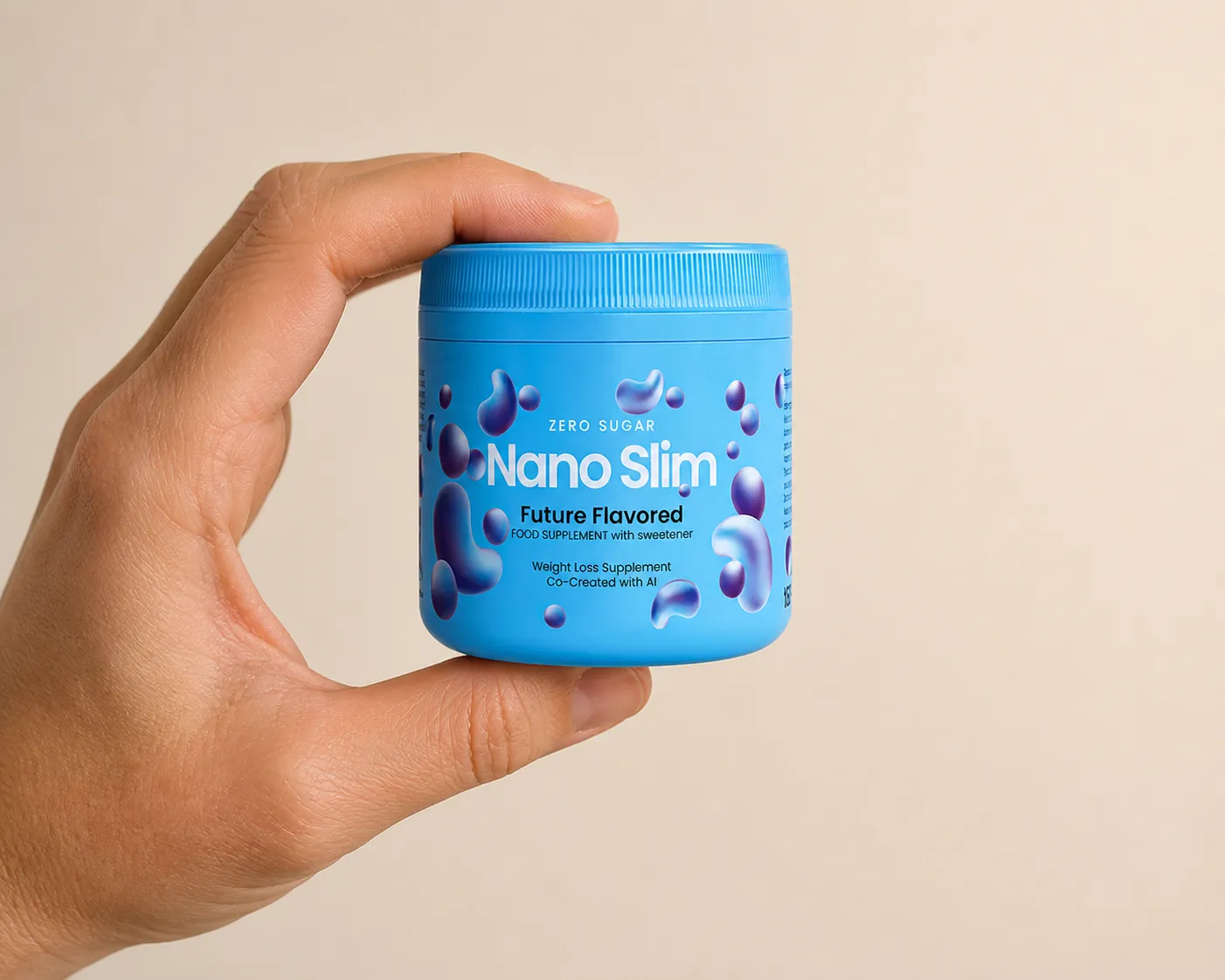 Nano Slim — el envase en la mano