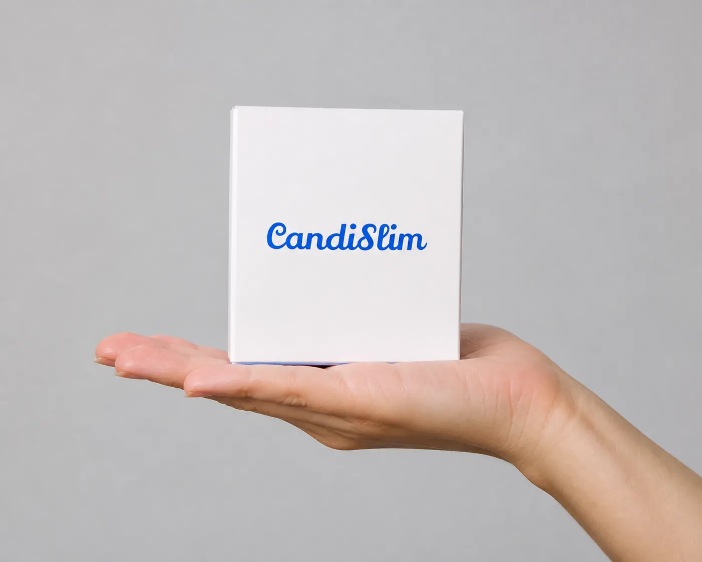 CandiSlim — el envase en la mano