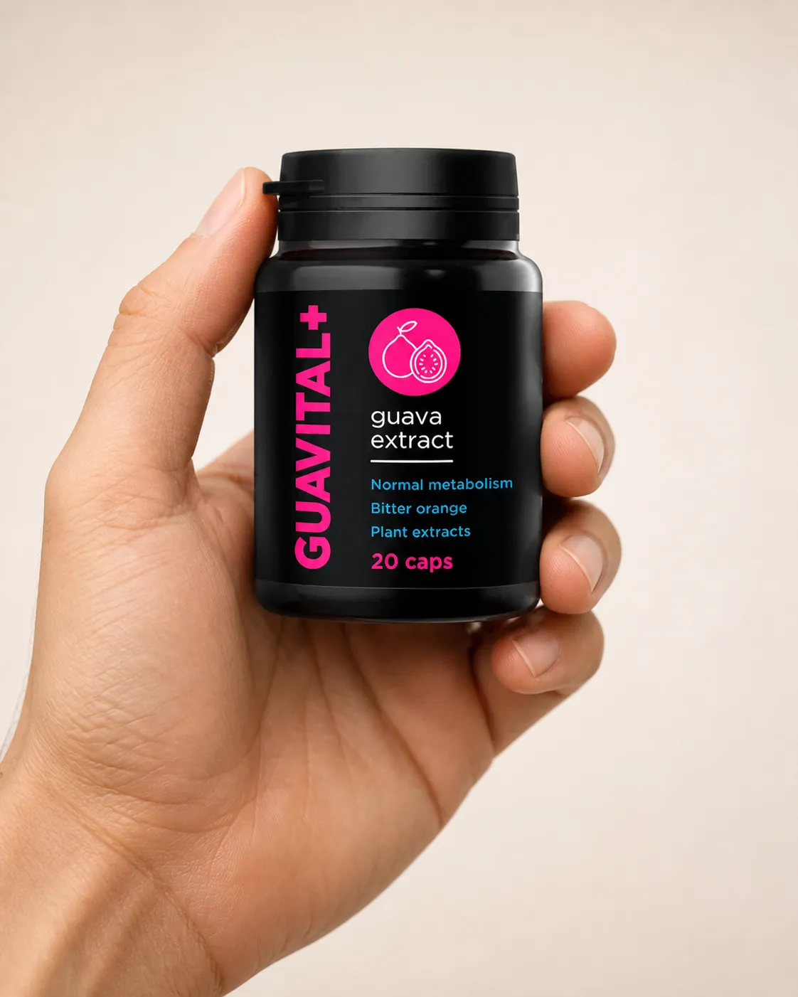 Guavital — el envase en la mano
